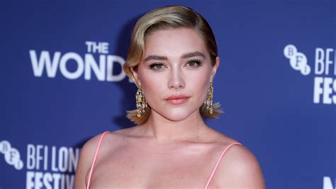 florence pugh sex in oppenheimer|Why Oppenheimer needed Florence Pugh’s controversial sex。